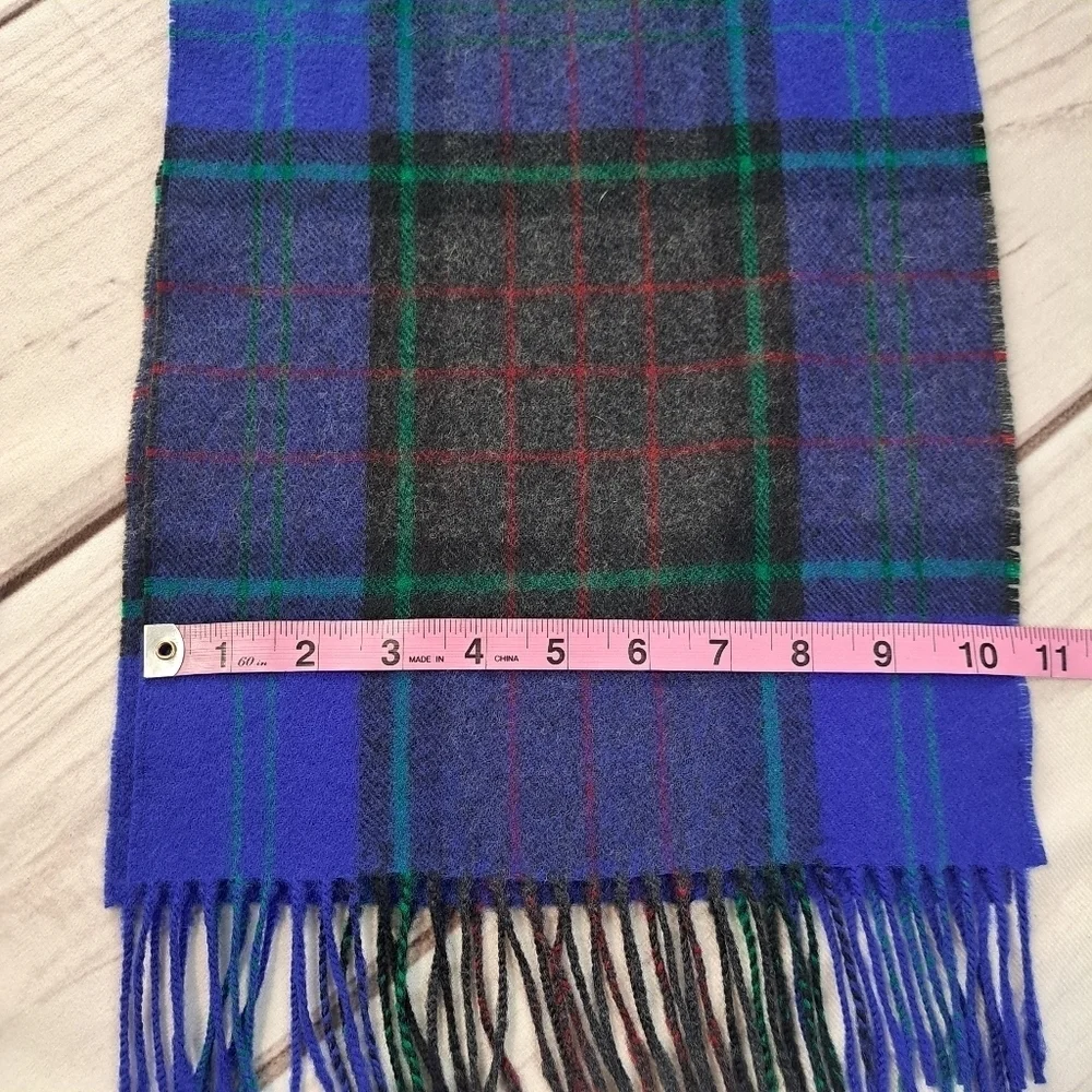 Scottish Tartan Plaid Scarf Feels like wool blend No Tag